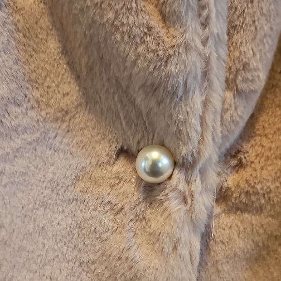 JustFab Blush Teddy Jacket - Picture 2 of 9